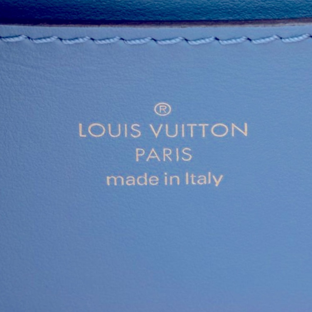 Reserved Louis Vuitton Blue Designer Crossbody Bag - Picture 4 of 9